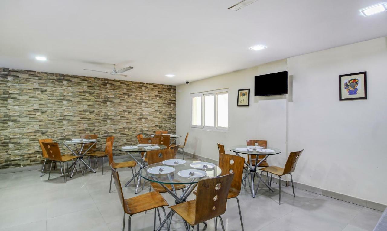Treebo Srico, Banjara Hills Hotell Hyderabad Eksteriør bilde