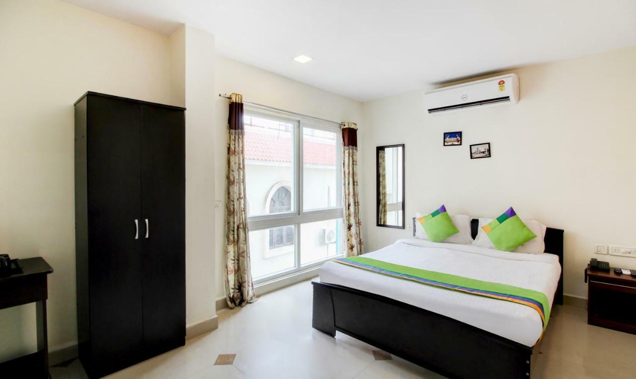 Treebo Srico, Banjara Hills Hotell Hyderabad Eksteriør bilde